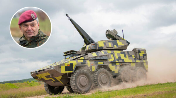 Der Inspekteur des Heeres, Generalleutnant Alfons Mais, stellt die Heeresflugabwehr neu auf. Als erstes Waffensystem soll sie im Rahmen von NNbS den Skyranger von Rheinmetall erhalten.
