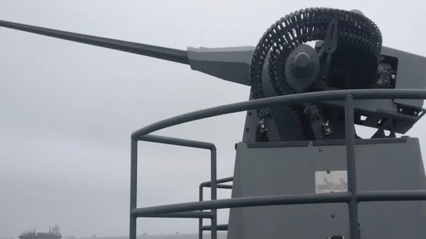 Die ferngesteuerte Waffenstation TYPHOON 30c heißt bei der US-Marine MK38 MOD3 CAP.