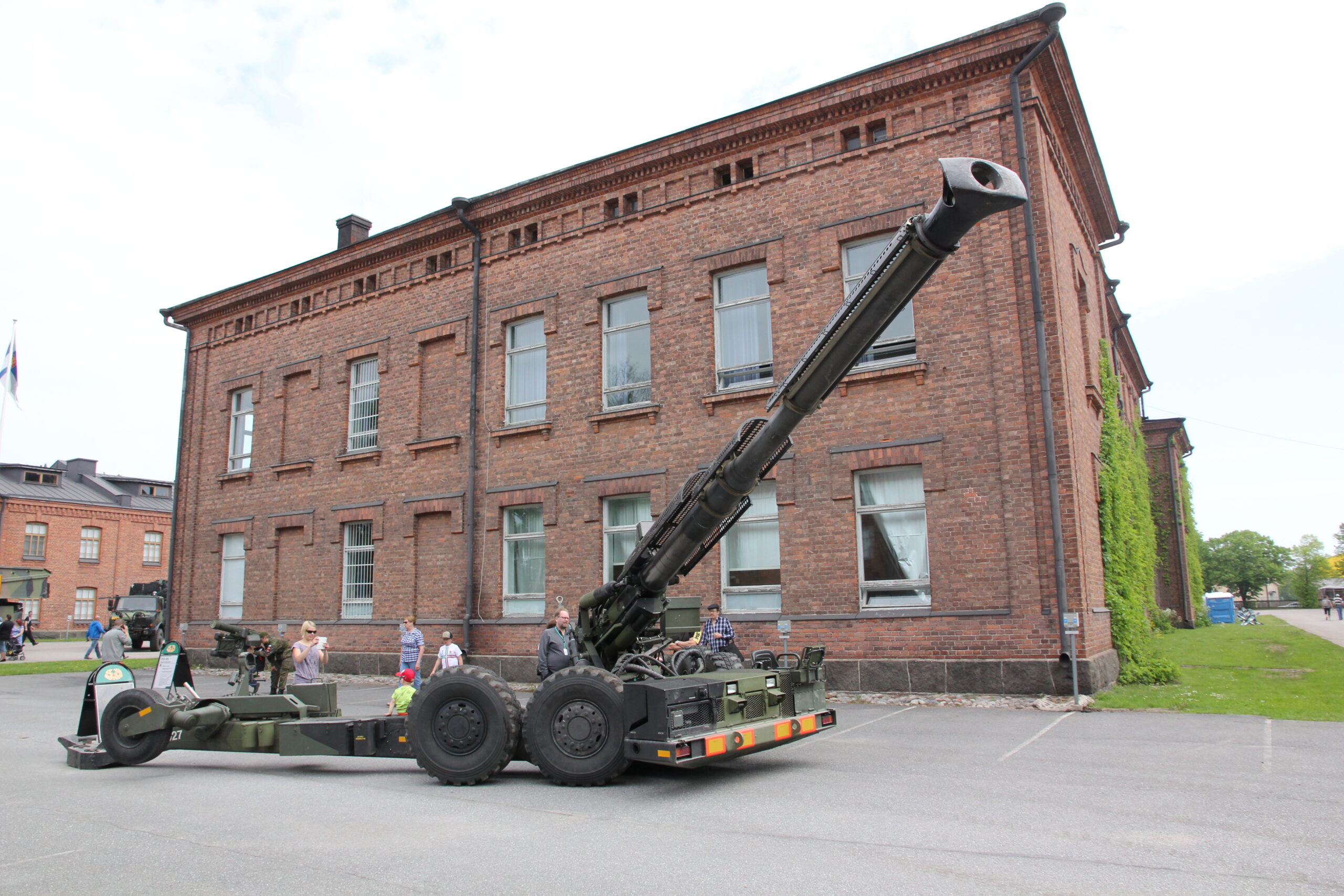 Die finnische Feldhaubitze 155 K98 von Patria.