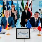 OCCAR-Direktor Joachim Sucker und Jean-René Gourion von MBDA unterzeichneten gestern die notwendigen Verträge zum Start der HYDIS²-Konzeptphase.
