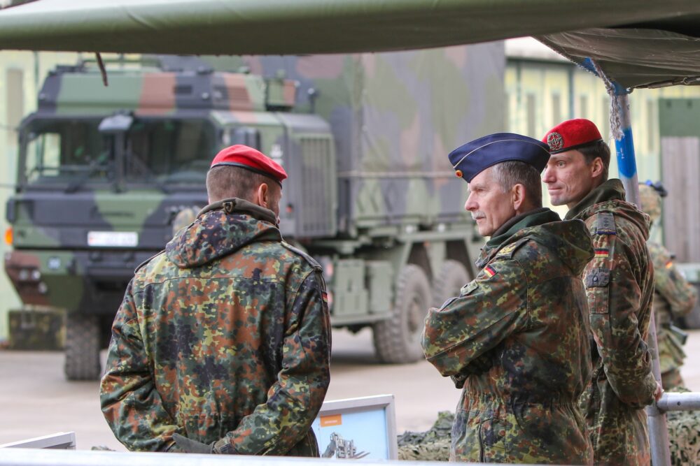 Nur durch intelligente Poollösungen kann die Bundeswehr effizient logistisch unterstützt werden, betont Generalleutnant Martin Schelleis.