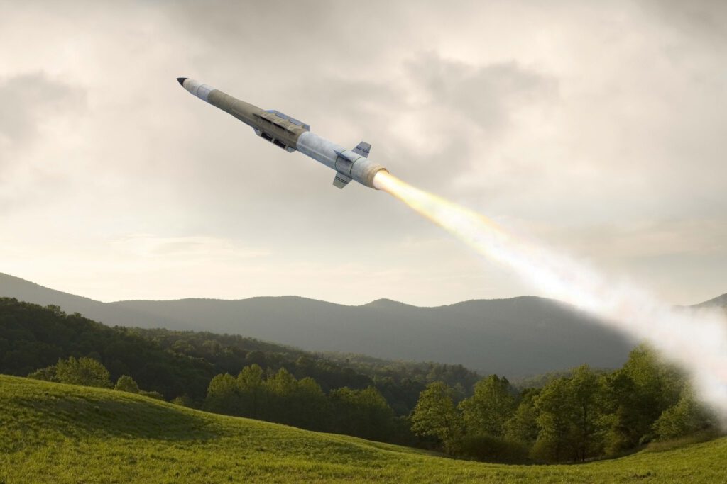 Mit dem erfolgreichen Start einer PAC-3 MSE Flugabwehrrakete aus dem modifizierten M903-Patriot-Startgerät kann nun bald die Auslieferung der PAC-3-MSEs nach Deutschland beginnen.