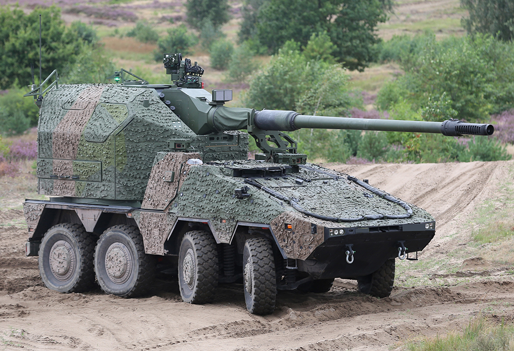 Der Sensorlösungs-Anbieter HENSOLDT hat zum ersten Mal sein Rundumsicht-System SETAS (See Through Armour System) verkauft