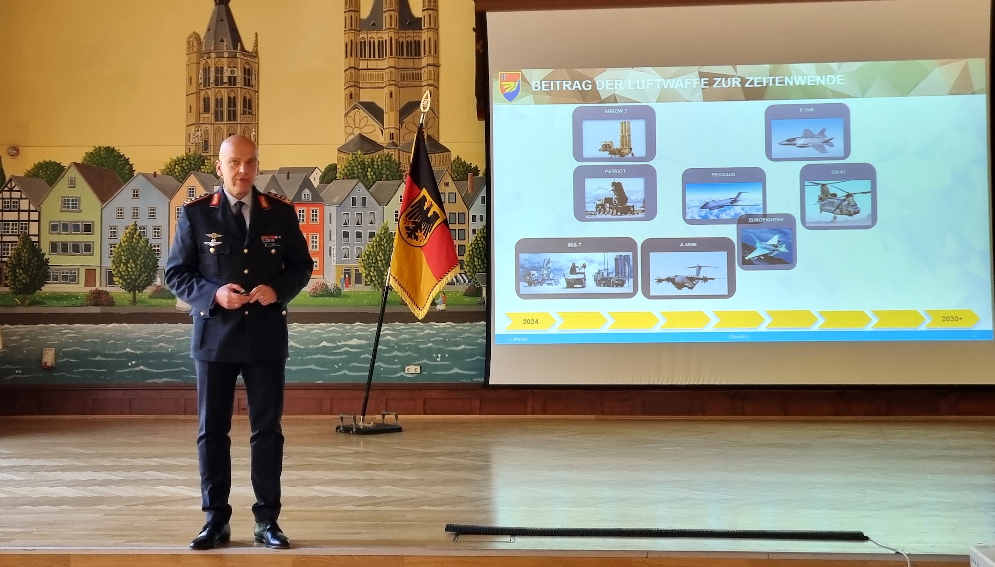 Generalleutnant Günter Katz, Kommandeur des Luftwaffentruppenkommandos, beim diesjährigen Frühjahrsempfang.