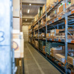 Hochregalsystem stehen in einer der Lagerhallen für verschiedene Materialien im Materiallager in Ochtrup, am 30.01.2023.