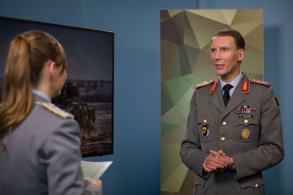 Auch am 22.02.2023 war Brigadegeneral Dr. Christian Freuding wieder im Format „Nachgefragt“ zu Gast.