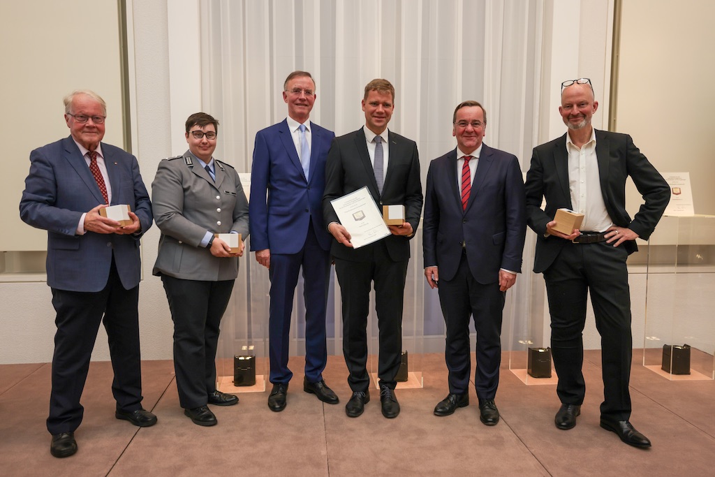 Preisverleihung: Bundeswehr und Gesellschaft 2023.