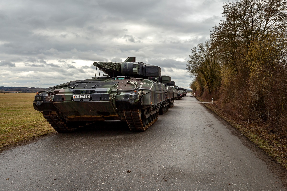 Mit einem Schützenpanzer Puma kommt die Bundeswehr zum NRW-Tag nach Köln.