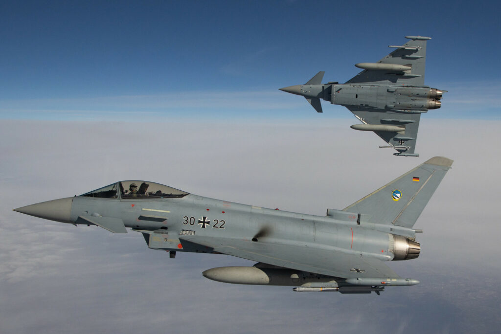 15 Eurofighter werden mit der modernen Aufklärungstechnik Arexis von Saab zum Elektronischen Kampf befähigt.