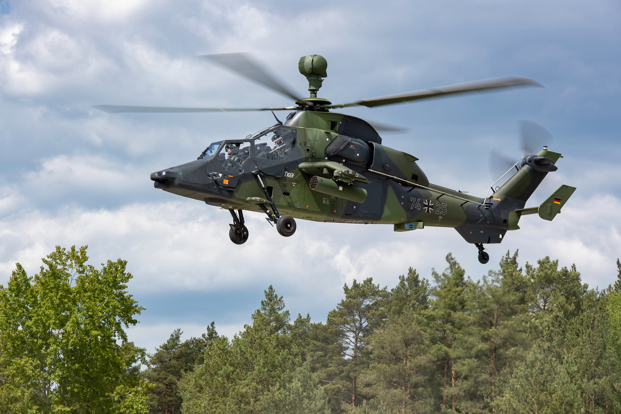 Der Kampfhubschrauber Tiger erhält ungelenkte 70mm-Übungsmunition von Rheinmetall.