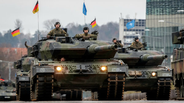 Zukunft HIL: Die Einsatzbereitschaft des Großgeräts der Bundeswehr hängt weiterhin entscheidend von einem guten Funktionieren der HIL ab. Foto: Bundeswehr/Marco Dorow