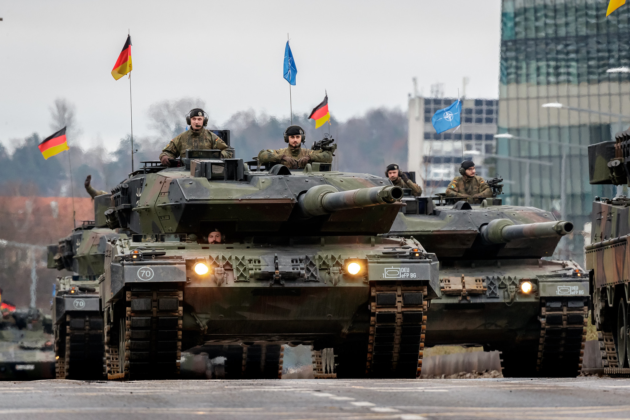 Zukunft HIL: Die Einsatzbereitschaft des Großgeräts der Bundeswehr hängt weiterhin entscheidend von einem guten Funktionieren der HIL ab. Foto: Bundeswehr/Marco Dorow