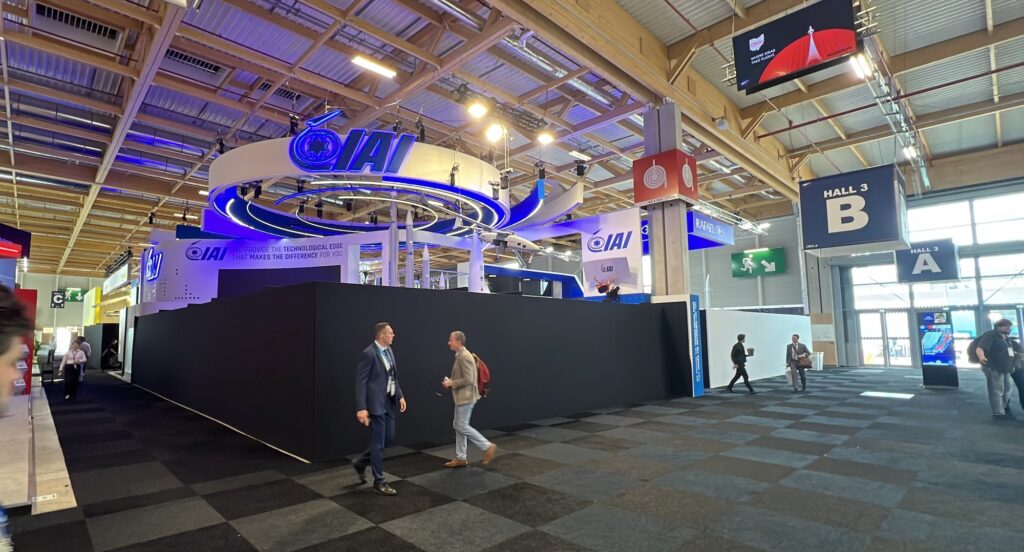 Israel nicht erwünscht: Besucher der Paris Air Show 2025 hatten heute Schwierigkeiten, die israelischen Stände zu finden.