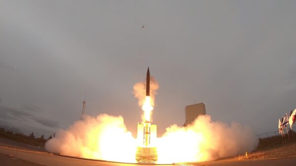 Test des israelischen Raketenabwehrsystems Arrow 3, das auch durch Deutschland gekauft wurde und bereits Ende 2025 an die Bundeswehr geliefert werden soll.