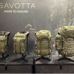 Auswahl an Rucksäcke der Firma Savotta mit verschiedenen Größen.