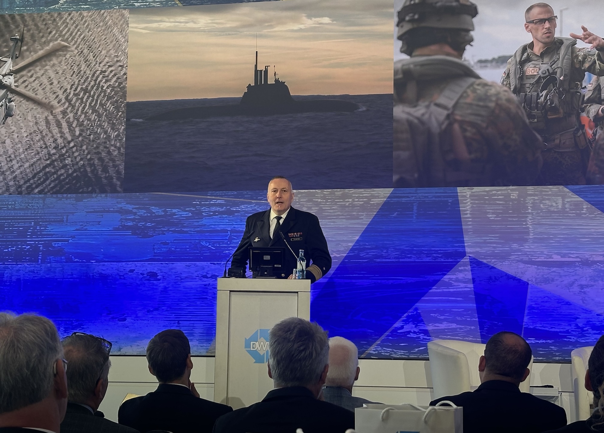 Vizeadmiral Carsten Stawitzki, Abteilungsleiter Rüstung im BMVg und Nationaler Rüstungsdirektor für die Beschaffungen der Bundeswehr, beim 27. DWT-Marineworkshop.