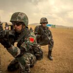 Soldaten der chinesischen Volksbefreiungsarmee VBA bei einer Übung in der Mongolei.
