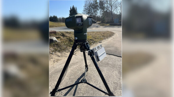 C-UAS System: Das AirScout Tactical Rapid Deployment Kit bei Tests in Gelände. (Foto- WALARIS