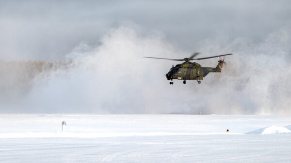 Forschung: Mehrzweckhubschrauber NH-90 landet nach Testflügen auf der Testrange in Vidsel/Schweden im Rahmen der Kälteerprobung Artic Trial. Foto: Bundeswehr / Marco Dorow
