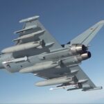 Eurofighter der deutschen Luftwaffe bei der Schießkampagne mit Meteor über der schottischen Küste.