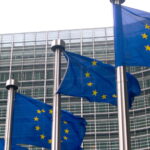 Vizepräsidentin der Europäischen Kommission Margrethe Vestager, der Hohe Vertreter Josep Borrell und EU-Kommissar Thierry Breton haben in dieser Woche die Europäische Verteidigungsindustrie strategie EDIS und das Europäische Programm für die Verteidigungsindustrie vorgestellt.