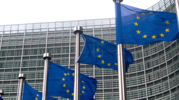 Vizepräsidentin der Europäischen Kommission Margrethe Vestager, der Hohe Vertreter Josep Borrell und EU-Kommissar Thierry Breton haben in dieser Woche die Europäische Verteidigungsindustrie strategie EDIS und das Europäische Programm für die Verteidigungsindustrie vorgestellt.