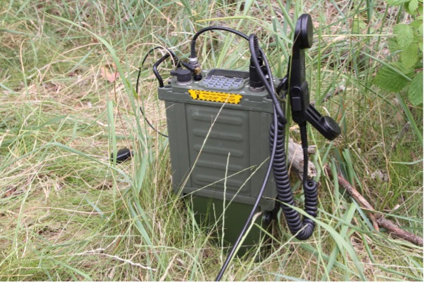 Funkgeräte: Falcon III AN:PRC-160(V) Wideband HF:VHF Manpack Radio. (Foto- DSK)2