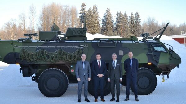 Das deutsche CAVS-Team: Michael Lausen, Head of In-Service Support / Special Technology von FFG, Christoph Cords, CEO von DSL, Jukka Holkeri, Executive Vice President, Global vonPatria and Jörg Kamper, CEO von Jungenthal Wehrtechnik (v.l.n.r.).