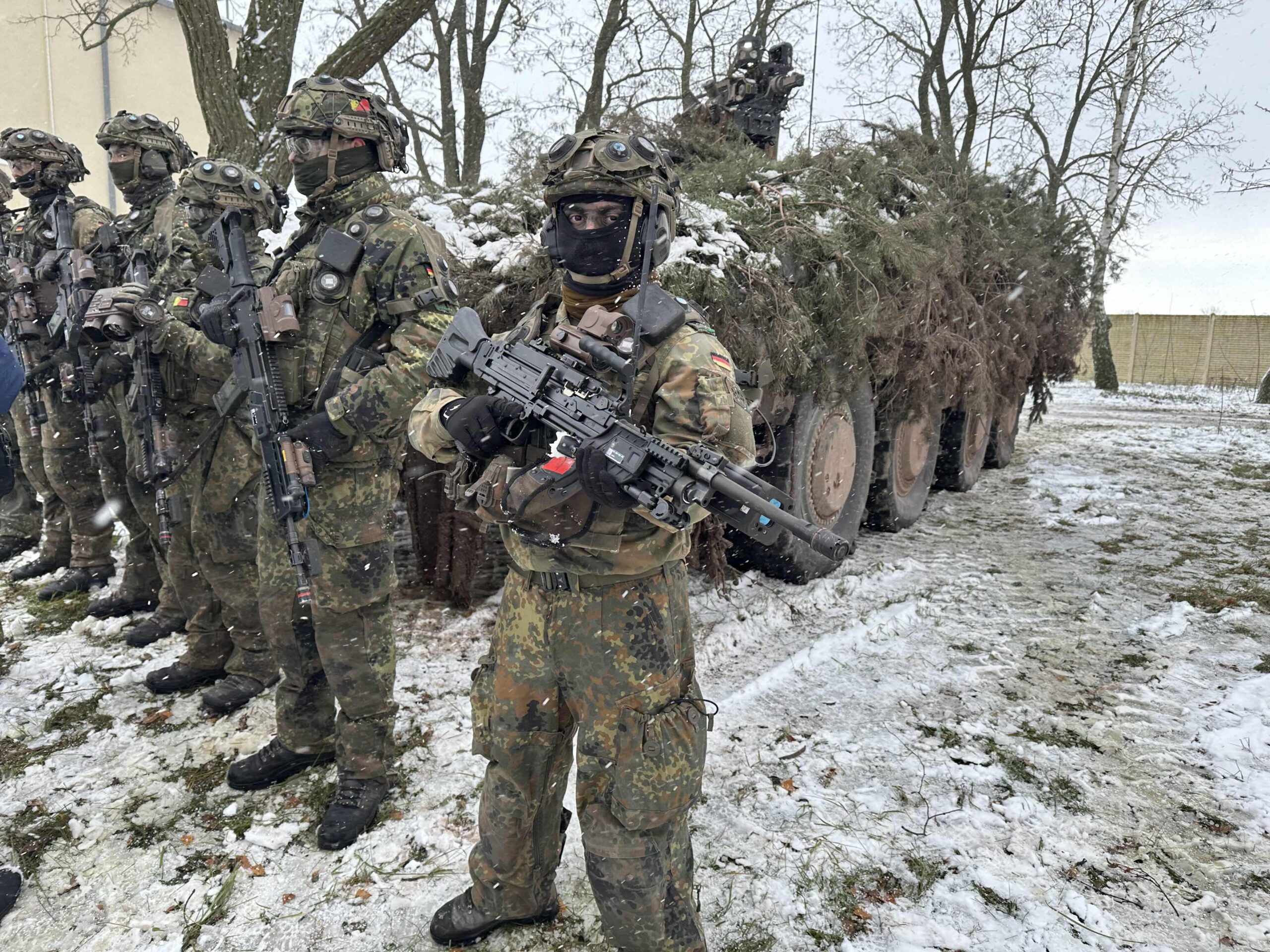 Erprobung von Einsatzmöglichkeiten der Mittleren Kräfte im GÜZ. Die Weichen für die reibungslose Fortführung des Betriebs müssen in diesem Jahr gestellt werden.