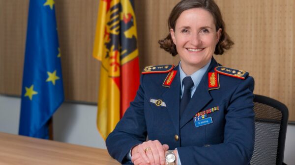 Generalstabsarzt Dr. Nicole Schilling wurde der erste weibliche Drei-Sterner der Bundeswehr.