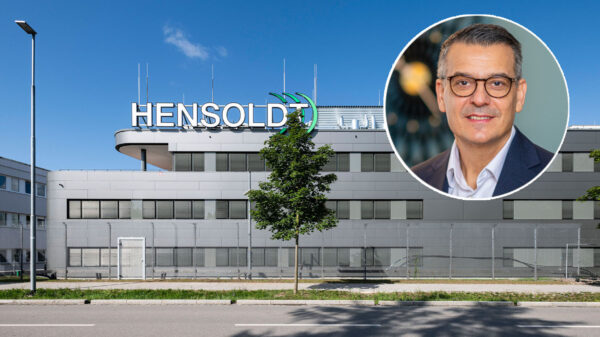 Hensoldt wird zukünftig seine Aktivitäten in vier Abteilungen unterteilen, wodurch es dem Unternehmen ermöglicht werde, sich „auf die weitere Skalierung unseres Lösungsgeschäfts zu konzentrieren und gleichzeitig unser Kernproduktportfolio zu stärken“, erläutert der CEO von Hensoldt, Oliver Dörre.
