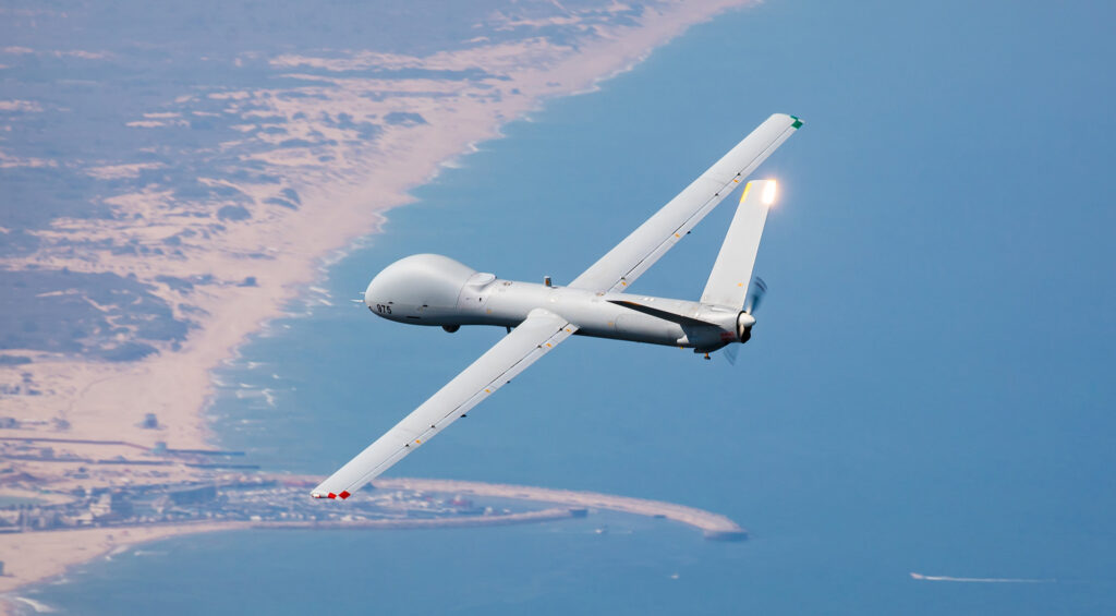 Das Hermes 900 UAV ist ein System von Elbit Systems, welches ebenfalls auf der Einkaufsliste von Serbien steht und in der Schweiz als ADS 15 eingeführt wird.