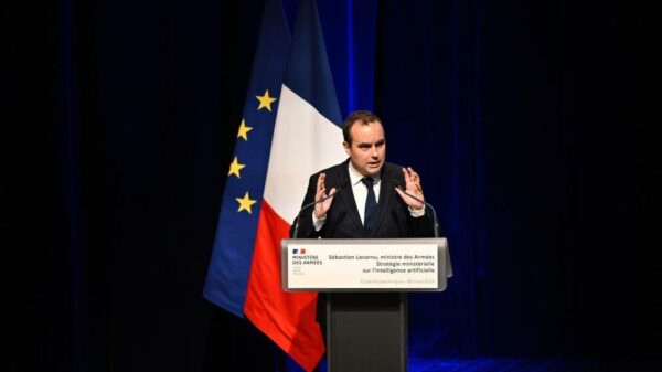 Der französische Verteidigungsminister Sébastien Lecornu erklärte heute, sein Land werde der Ukraine zukünftig Geheimdienstinformationen zur Verfügung stellen.