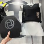 Platte und Schutzweste für Frauen beim Stand der Hexonia auf der Enforce Tac.
