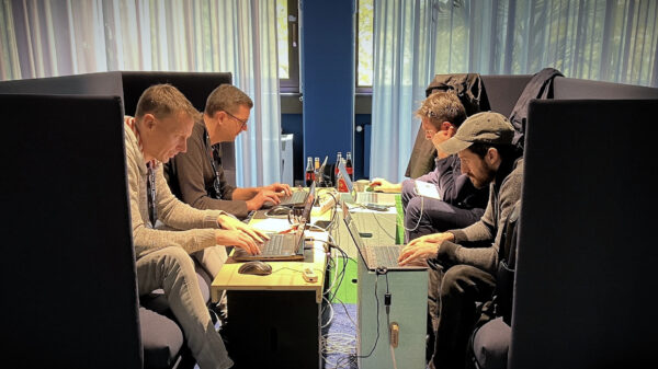 Bei der Cyber Security Challenge in Bonn traten 120 Hackerinnen und Hacker in Vierer-Teams gegeneinander an.