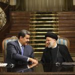 Bereits 2022 unterzeichneten der Präsident Venezuelas, Nicolás Maduro (l.) und der damalige Präsident Irans, Seyed Ebrahim Raisi, ein gemeinsames Abkommen.