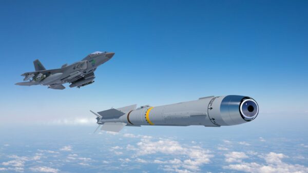 Das in der Entwicklung befindliche koreanischen Kampfflugzeug KF-21 hat erfolgreich mit eigenen Bordmitteln IRIS-T eingewiesen und verschossen.