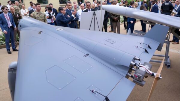 Die neue US-Drohne LUCAS ähnelt nicht nur optisch der iranischen Shahed 136, sie soll ebenfalls zur kostengünstigen Massenware werden.