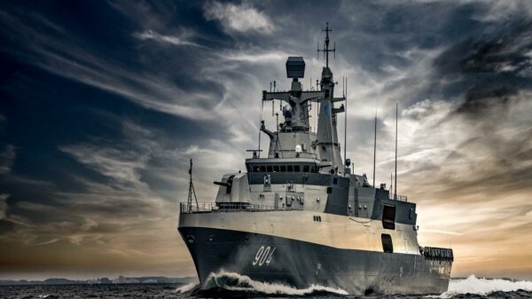thyssenkrupp und Carlyle prüfen Kooperation bei der geplanten Verselbstständigung des Marinegeschäfts