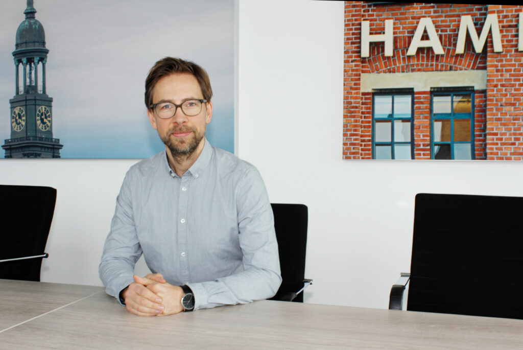 Der 39-Jährige wird Senior Consultant für maritime Führungs- und Waffeneinsatzsysteme bei MTG.