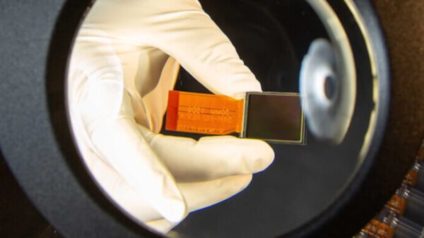THEON NEXT: Das US-Unternehmen Kopin ist Experte für Microdisplays. Gemeinsam mit THEON aus Griechenland soll jetzt ein europäisches Joint Venture für die Weiterentwicklung von Microdisplays im Bereich der Augmented Reality entwickelt werden.