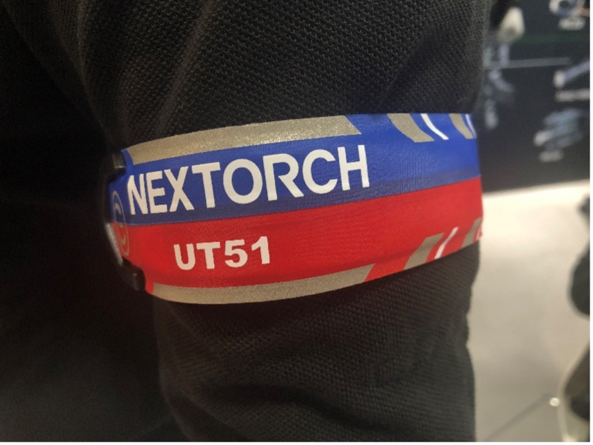 Auch von NEXTORCH: ein selbstreflektierendes und mit LED.