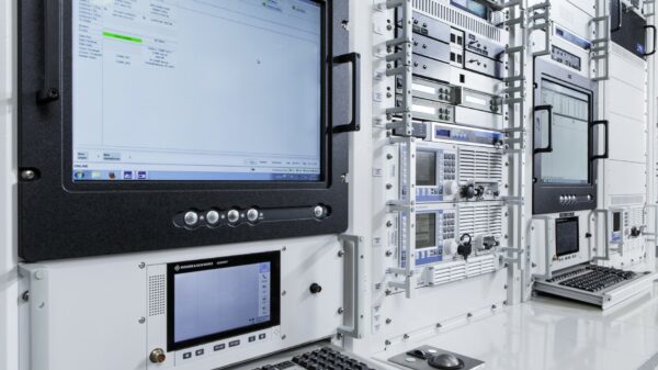 Rohde & Schwarz wird die polnische Marine mit Marinekommunikation und RCESM für die Mehrzweckfregatten Miecznik beliefern. (Bild: Rohde & Schwarz)