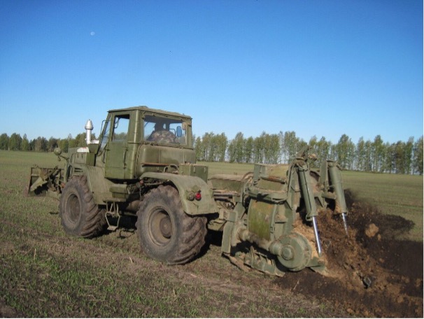 PZM-2 im Einsatz bei der Minenverlegung. (Open Source Foto)