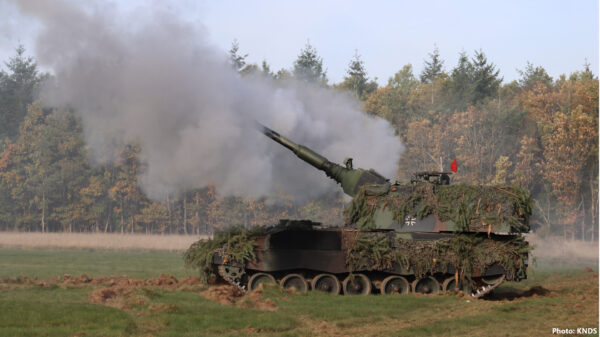 Die ersten PzH 2000 sollen im Sommer 2025 der Bundeswehr zulaufen.