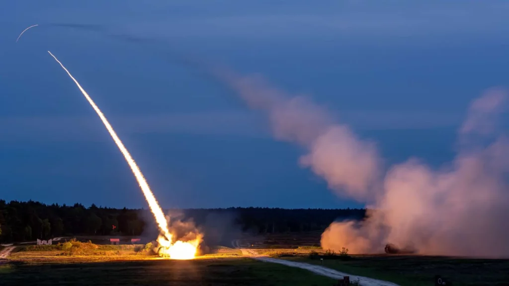 Rheinmetall liefert Munition für Mehrfachraketenwerfer und weitere Systeme an NATO-Staat