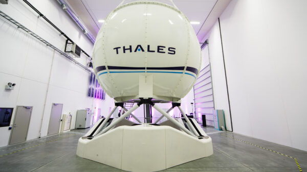 Thales liefert acht Full Flight-Simulatoren an Airbus Helicopters um die H145M-Pilotinnen und Piloten der Bundeswehr auszubilden