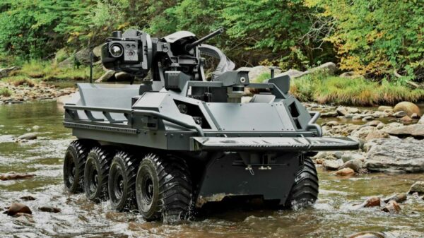 autonome Fahrzeugflotte: Jedes Mission Master SP A-UGV von Rheinmetall nutzt das Rheinmetall PATH Autonomy-Kit (A-Kit), ein von Rheinmetall Canada entwickeltes Navigationssystem, das eine autonome Bewegung und Missionsplanung für Fahrzeuge ermöglicht.