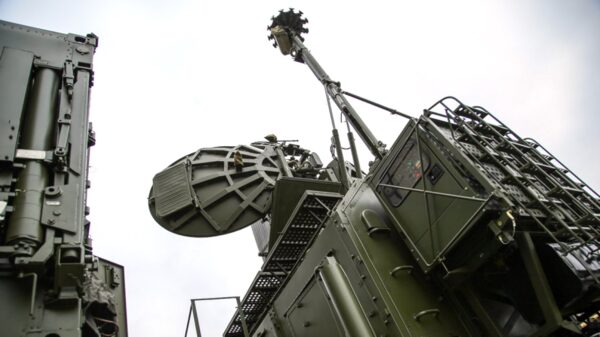 „Der russische radio-elektronische Schild deckt nun die Arktis ab“, meldete die „The Moscow Times“ am 22. Mai 2019. Die russischen Fähigkeiten für GNSS- und GPS-Denial gelten als hervorragend.