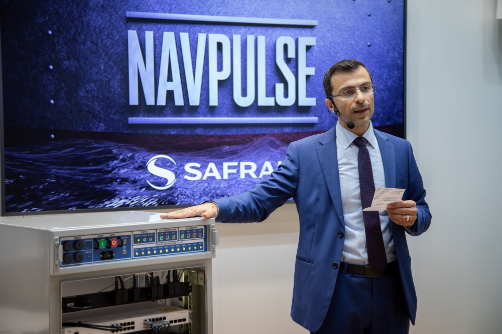 Mit NAVPULSE präsentiert Safran eine State-of-the-Art Lösung für Position, Navigation und Zeitmessung im maritimen Bereich.
